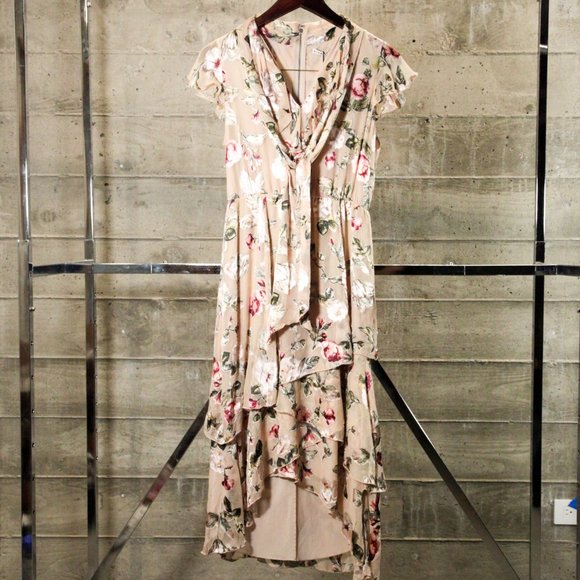 Alice + Olivia Dresses & Skirts - Alice + Olivia Pale Pink Floral Asymmetrical Dress
